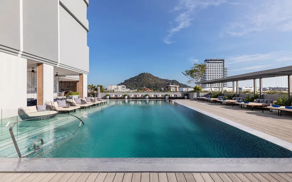 Courtyard by Marriott Phuket Town: отель в районе Пхукет-таун